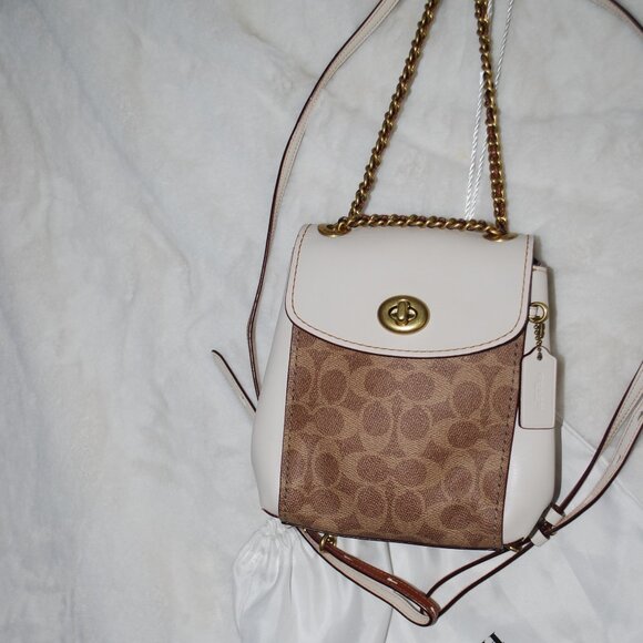 🎒 Coach Parker Convertible Backpack in Signature Canvas! 🎒 - Picture 1 of 12